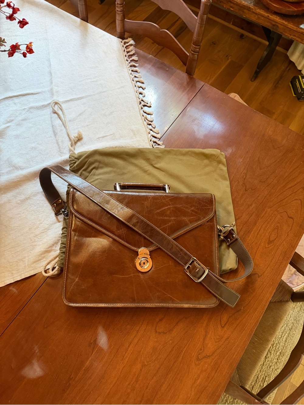 Classic Brown Leather Messenger/briefcase Bag with Shoulder Strap